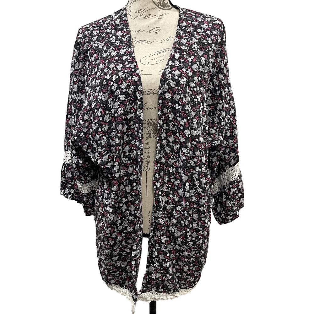 Panhandle Kimono Cardigan Women S/M Black Floral Lace Trim Boho Western Festival